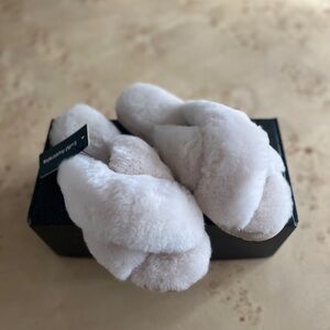 Emu slippers sheepskin